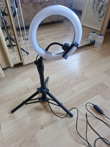 Usb powered led ring - led, a